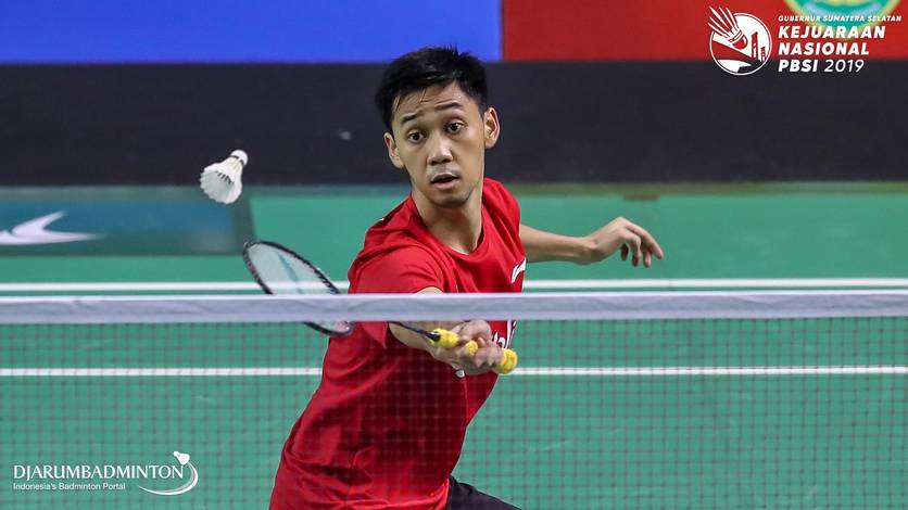 Muhammad Aldo Apriyandi (Jawa Tengah) mengembalikan shuttlecock. Muhammad Aldo Apriyandi (Jawa Tengah) mengembalikan shuttlecock.
