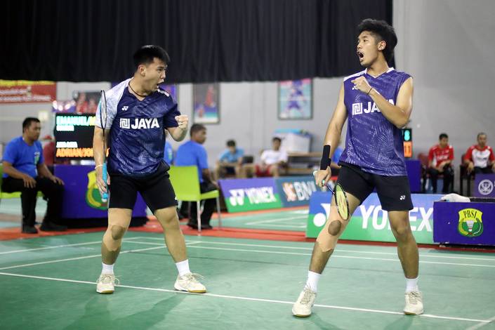 Adrian Pratama/Jonathan Farrell Gosal (Djarum Badminton) Adrian Pratama/Jonathan Farrell Gosal (Djarum Badminton)
