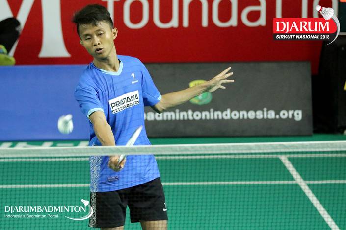 Nur Yahya Ady Velani (Pratama Badminton Academy) mengembalikan shuttlecock. Nur Yahya Ady Velani (Pratama Badminton Academy) mengembalikan shuttlecock.