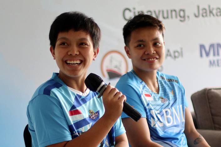 Siti Fadia Silva Ramadhanti & Apriyani Rahayu (Djarum Badminton) Siti Fadia Silva Ramadhanti & Apriyani Rahayu (Djarum Badminton)