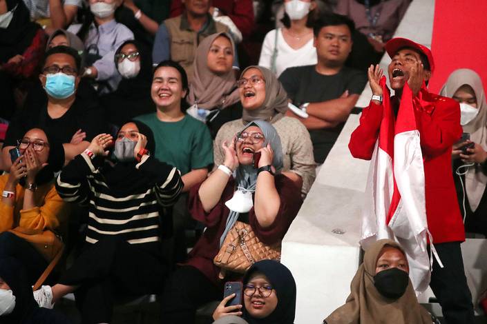 Para suporter Indonesia di Istora GBK, Senayan, Jakarta (Djarum Badminton) Para suporter Indonesia di Istora GBK, Senayan, Jakarta (Djarum Badminton)