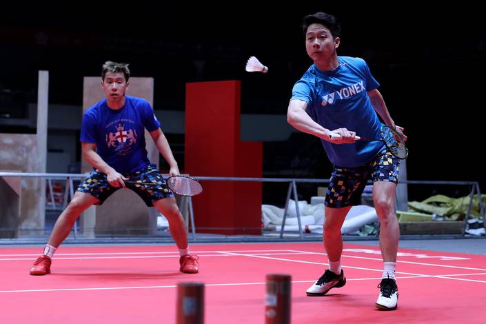 Kevin Sanjaya Sukamuljo/Marcus Fernaldi Gideon (Indonesia) saat menjalani sesi latihan di Tianhe Gymnasium, Senin (9/12). Kevin Sanjaya Sukamuljo/Marcus Fernaldi Gideon (Indonesia) saat menjalani sesi latihan di Tianhe Gymnasium, Senin (9/12).