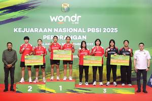 Podium kategori Ganda Taruna Putri pada Kejuaraan Nasional PBSI 2025 (Humas PP PBSI) Podium kategori Ganda Taruna Putri pada Kejuaraan Nasional PBSI 2025 (Humas PP PBSI)