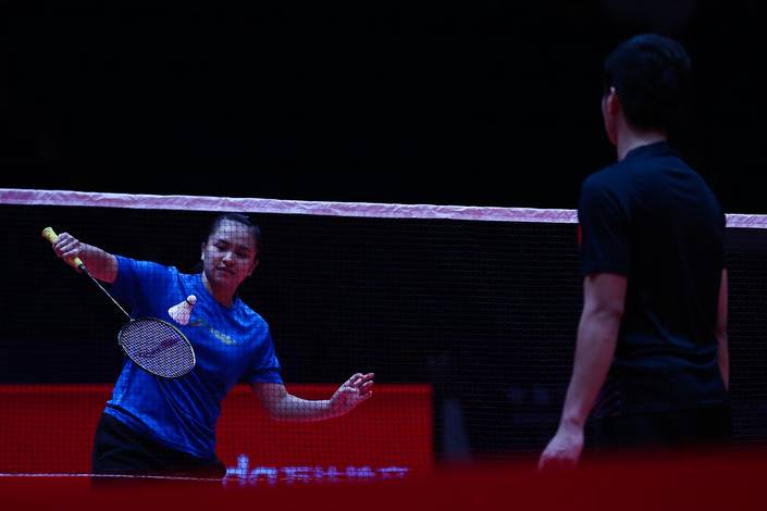 Praveen Jordan/Melati Daeva Oktavianti (Indonesia) saat melakukan sesi latihan di Tianhe Gymnasium. Praveen Jordan/Melati Daeva Oktavianti (Indonesia) saat melakukan sesi latihan di Tianhe Gymnasium.
