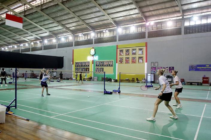 Tim bulu tangkis Rusia berlatih di pelatnas PP PBSI, Cipayung, Jakarta (Djarum Badminton/Edward Luhukay) Tim bulu tangkis Rusia berlatih di pelatnas PP PBSI, Cipayung, Jakarta (Djarum Badminton/Edward Luhukay)