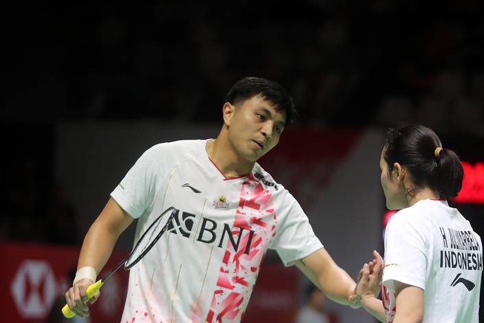 Zachariah Josiahno Sumanti/Hediana Julimarbela (Djarum Badminton) Zachariah Josiahno Sumanti/Hediana Julimarbela (Djarum Badminton)