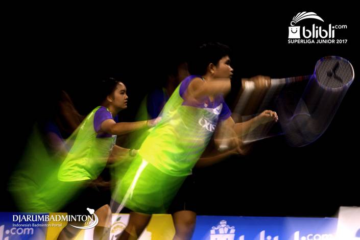 Nita Violina Marwah/Putri Syaikah (Indonesia) bersiap menyambut serve. Nita Violina Marwah/Putri Syaikah (Indonesia) bersiap menyambut serve.