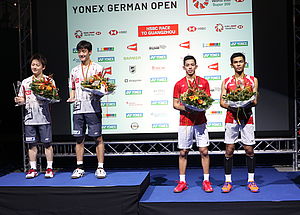 Takuto Inoue/Yuki Kaneko (Kiri) dan Fajar Alfian/Muhammad Rian Ardianto