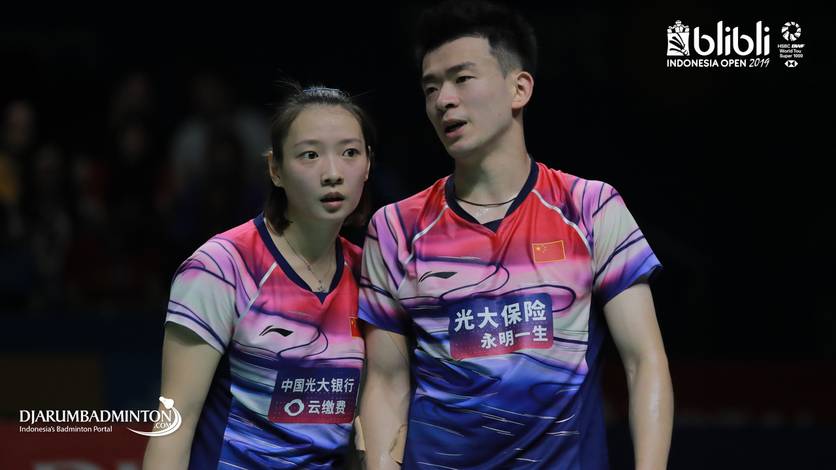 Ganda campuran nomor satu dunia asal Tiongkok, Zheng Si Wei/Huang Ya Qiong dipastikan mundur dari seri Asia. Ganda campuran nomor satu dunia asal Tiongkok, Zheng Si Wei/Huang Ya Qiong dipastikan mundur dari seri Asia.