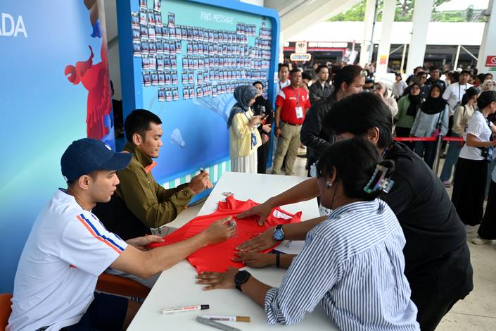 Fajar Alfian/Muhammad Shohibul Fikri jumpa penggemar di Istora (Djarum Badminton) 