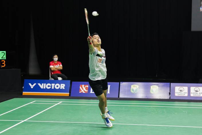 Anthony Sinisuka Ginting (Indonesia) menghadang pengembalian. (Foto: PP PBSI) Anthony Sinisuka Ginting (Indonesia) menghadang pengembalian. (Foto: PP PBSI)