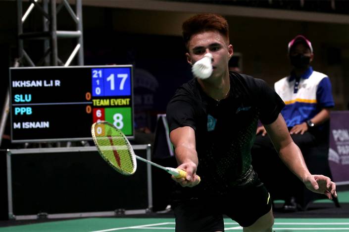 Ikhsan Leonardo Imanuel Rumbay (Sulawesi Utara) dalam pertandingan penyisihan grup beregu putra PON Papua 2021 (PON Papua 2021/Hadi Abdulloh) Ikhsan Leonardo Imanuel Rumbay (Sulawesi Utara) dalam pertandingan penyisihan grup beregu putra PON Papua 2021 (PON Papua 2021/Hadi Abdulloh)